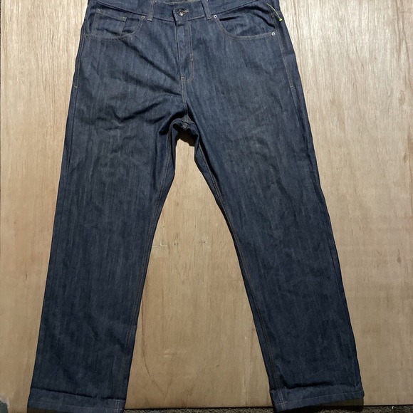 Rocawear Men Denim Dark Wash Graphic Print Blue Jeans Size 40 Straight‎ Fit - Picture 1 of 8